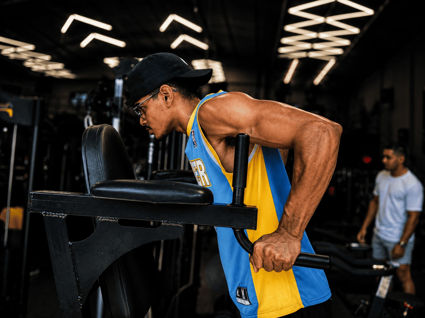 Atleta em treino de força